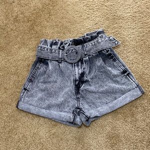 Forever 21 Acid Wash Paper Bag Waist Jean Shorts Women’s Size XS